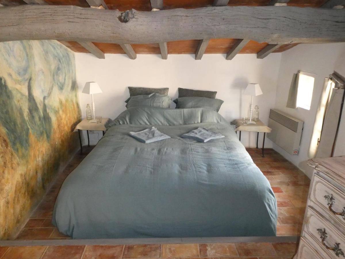 Le Jas Des Aiguiers Hotel Saint-Saturnin-d'Apt Ngoại thất bức ảnh