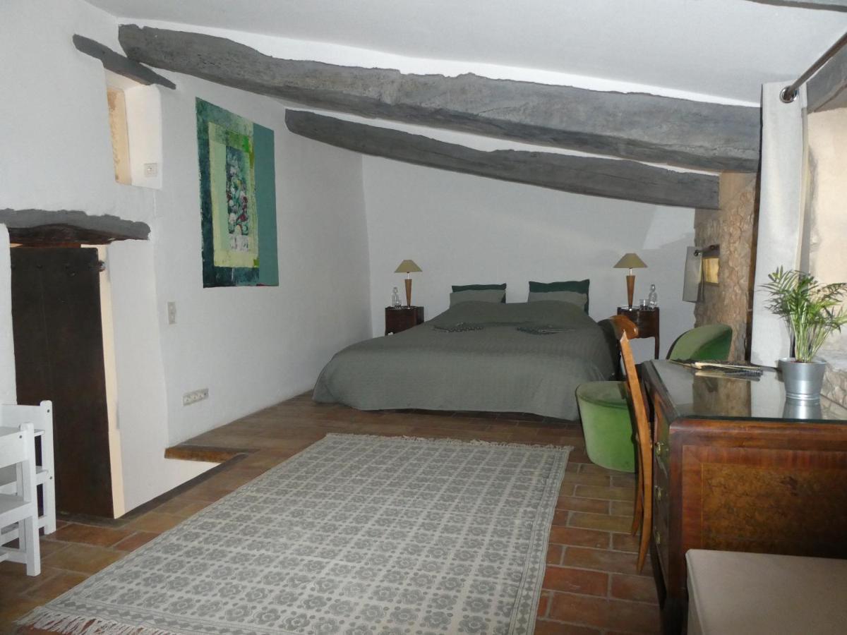 Le Jas Des Aiguiers Hotel Saint-Saturnin-d'Apt Ngoại thất bức ảnh